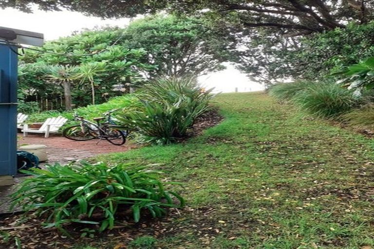 Photo of property in 103 Messenger Terrace, Oakura, 4314