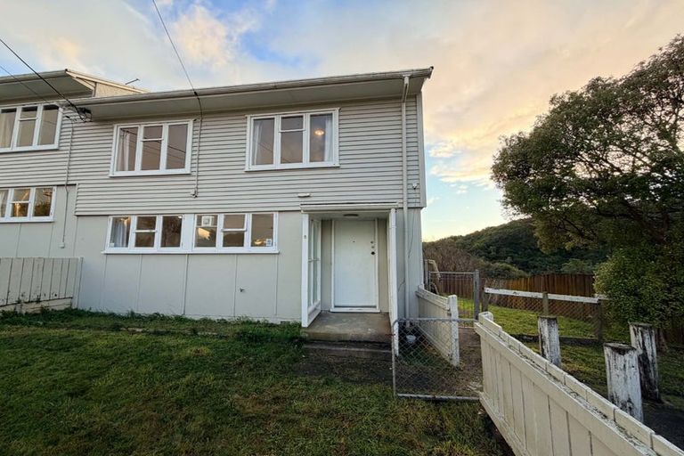 Photo of property in 3-5 York Place, Cannons Creek, Porirua, 5024
