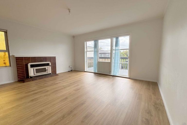 Photo of property in 44 Christmas Road, Manurewa, Auckland, 2102