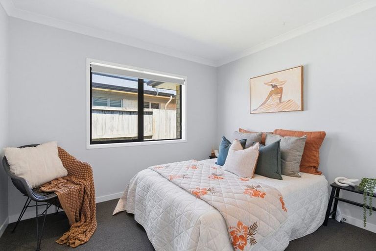 Photo of property in 5 Ella Place, Papamoa Beach, Papamoa, 3118