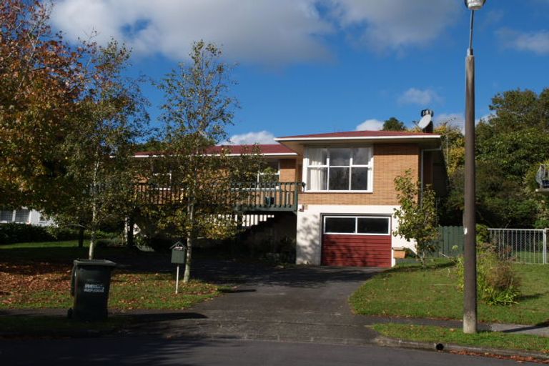 Photo of property in 18 Yeoman Place, Howick, Auckland, 2014