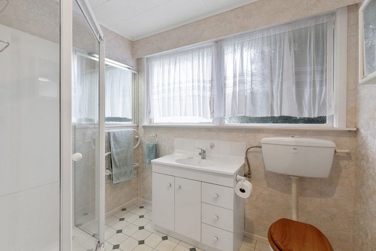 Photo of property in 9 Nimmo Avenue West, Waikanae, 5036