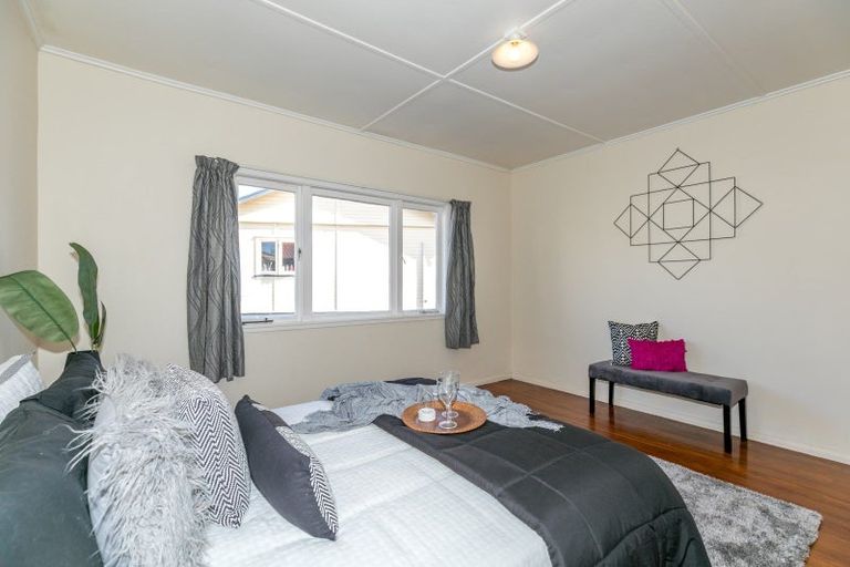 Photo of property in 3a Denz Street, Maeroa, Hamilton, 3200