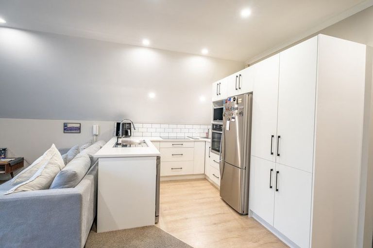 Photo of property in 4/19 Edgecumbe Street, Whitiora, Hamilton, 3200