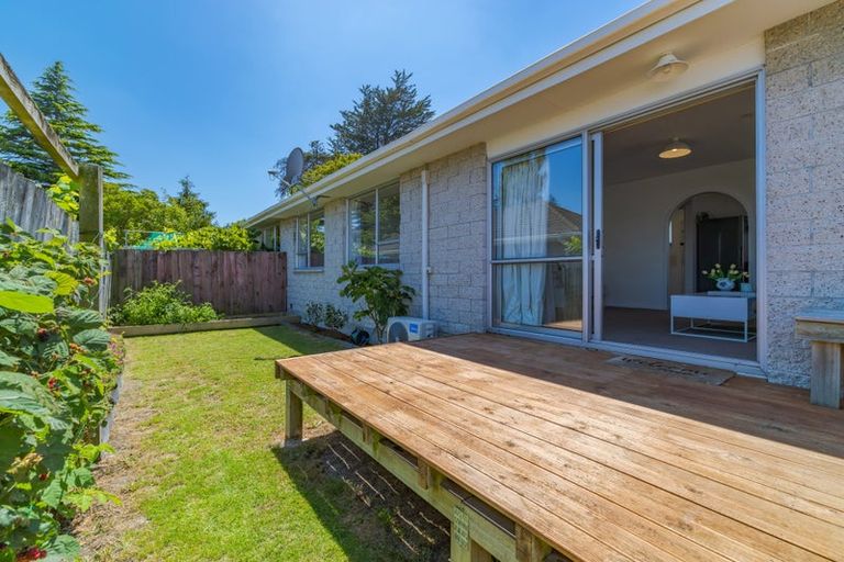 Photo of property in 1/12 Bonar Place, Woolston, Christchurch, 8062