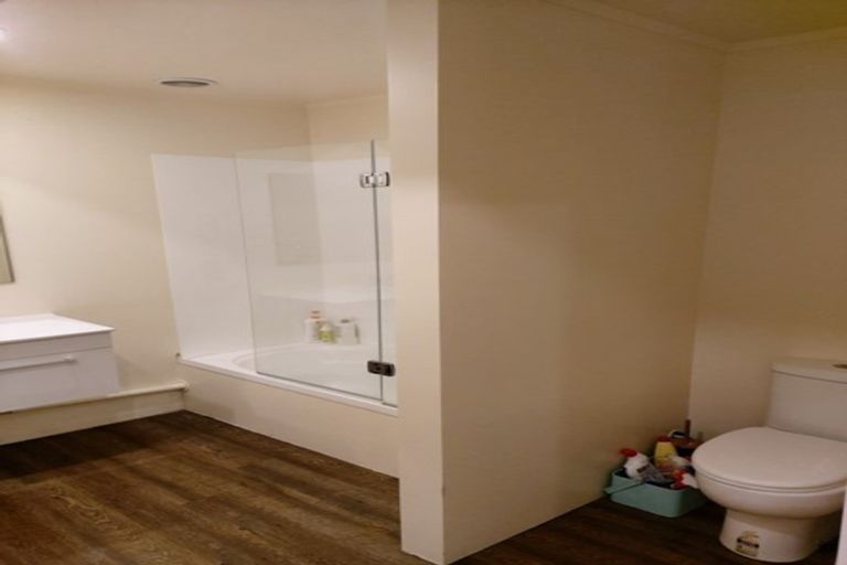 Photo of property in 206 Hurndall Street West, Maungaturoto, 0520