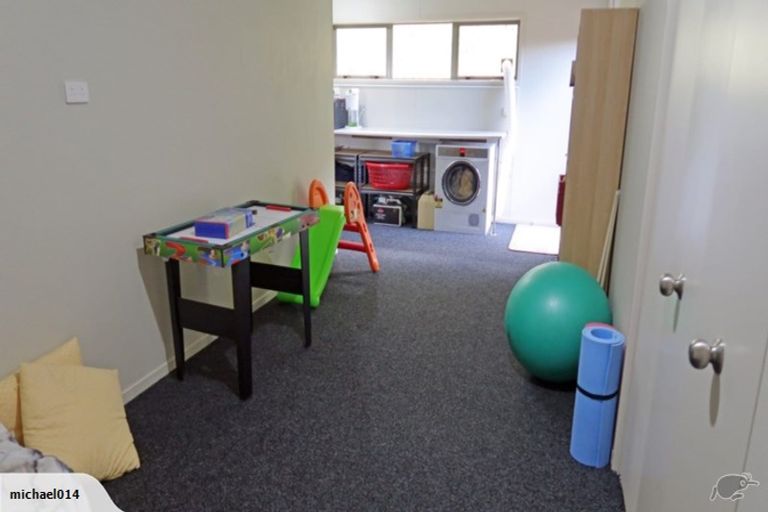 Photo of property in 82 Mountain Road, Western Heights, Rotorua, 3015