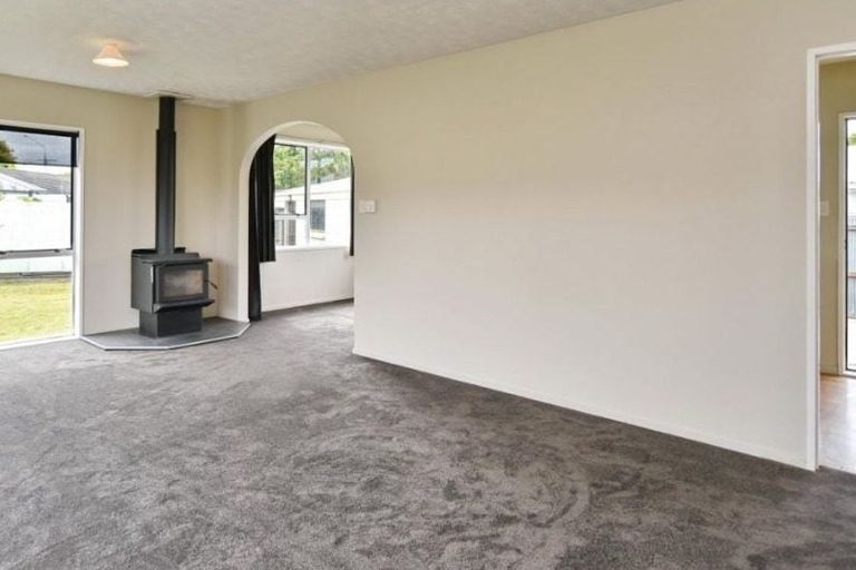 Photo of property in 12 Rangiora Woodend Road, Woodend, 7610