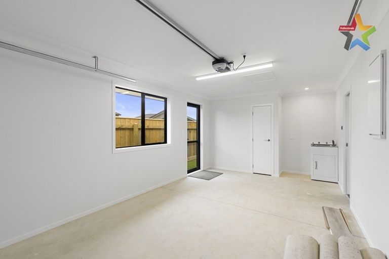Photo of property in 71b Hinemoa Street, Levin, 5510