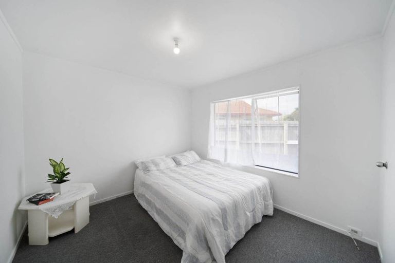 Photo of property in 10 Horlicks Place, Randwick Park, Auckland, 2105