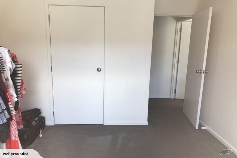 Photo of property in 60 Roberta Crescent, Orewa, 0931