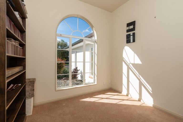 Photo of property in 32 Blue Marlin Drive, Kerikeri, 0230