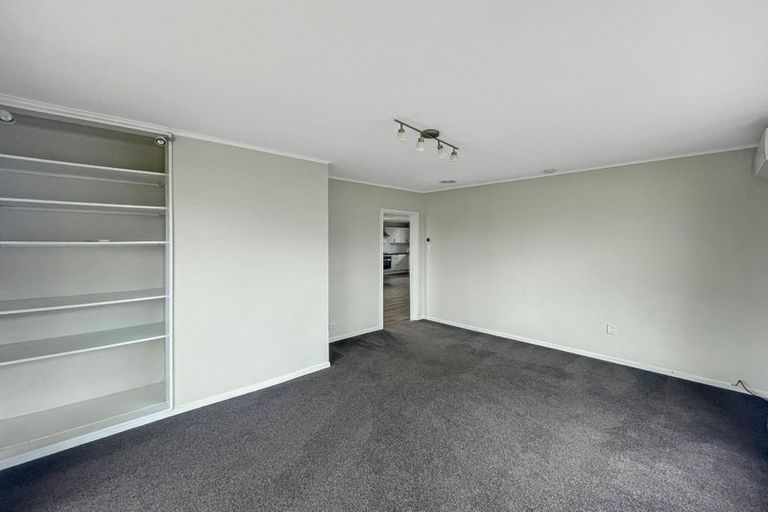 Photo of property in 52 Vardon Road, St Andrews, Hamilton, 3200