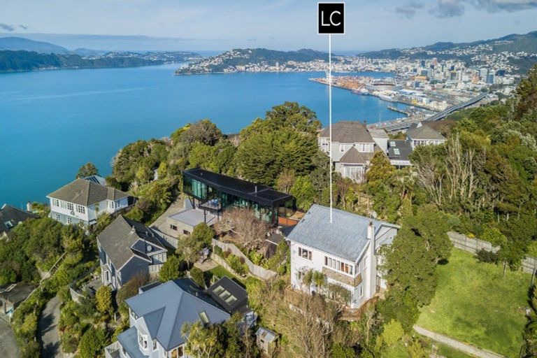 Photo of property in 86 Nicholson Road, Khandallah, Wellington, 6035