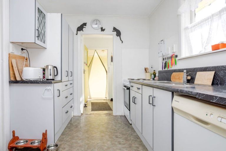 Photo of property in 26 Victor Street, Dannevirke, 4930