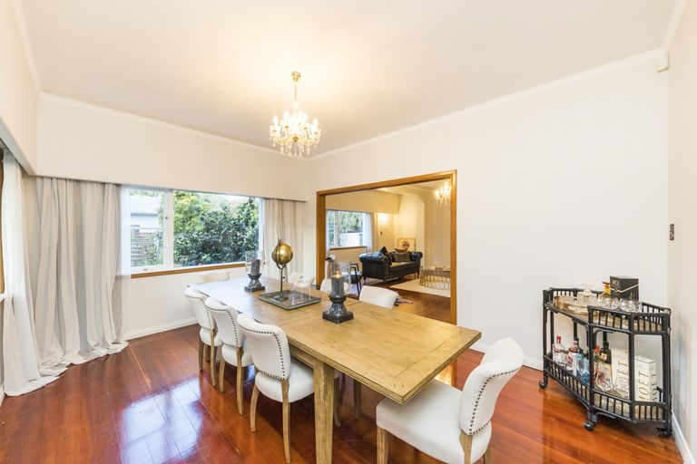 Photo of property in 9 Jickell Street, Hokowhitu, Palmerston North, 4410