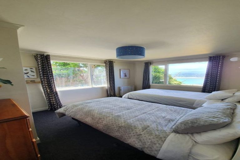Photo of property in 27 View Road, Houghton Bay, Wellington, 6023