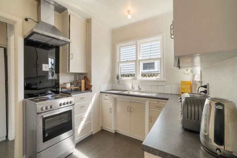 Photo of property in 54 Harris Street, Kaiti, Gisborne, 4010