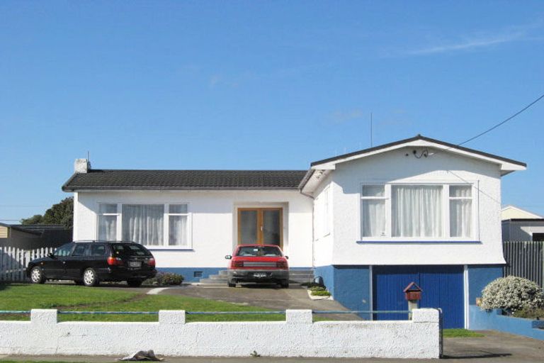 Photo of property in 77 Puriri Street, Gonville, Whanganui, 4501