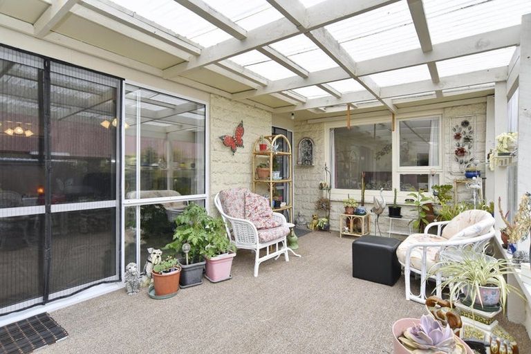 Photo of property in 10 Seadown Crescent, Amberley, 7410