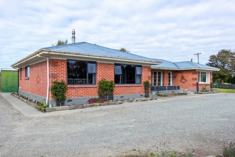 Photo of property in 14 Arowhenua Station Road, Kerrytown, Timaru, 7973