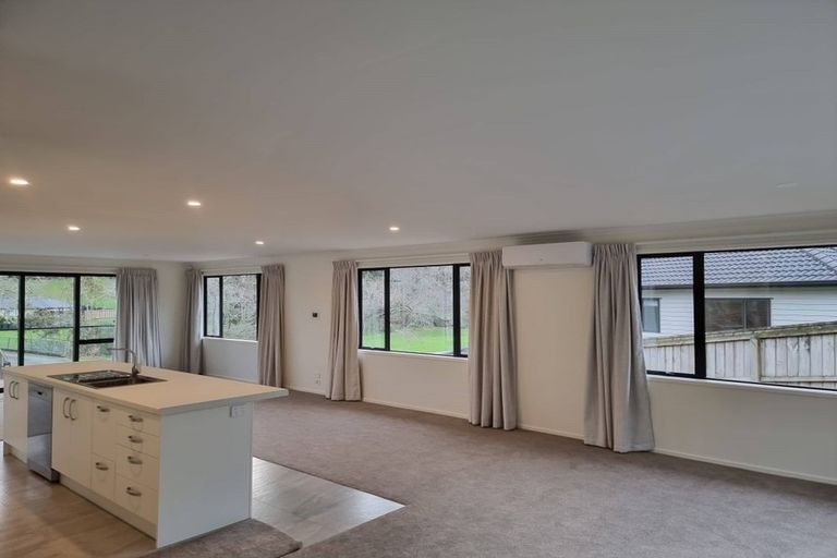 Photo of property in 24 Wautaiti Drive, Riverhead, 0820