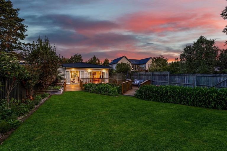 Photo of property in 41a Tomes Road, St Albans, Christchurch, 8052