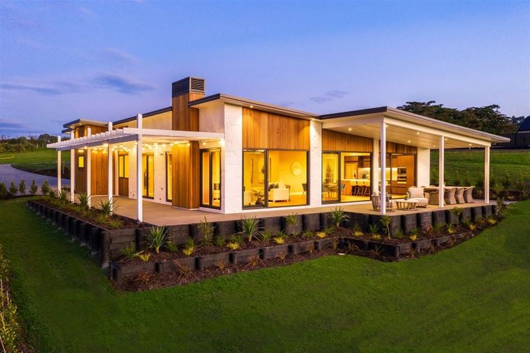 Photo of property in 61 Grayson Road, Wainui, Silverdale, 0992