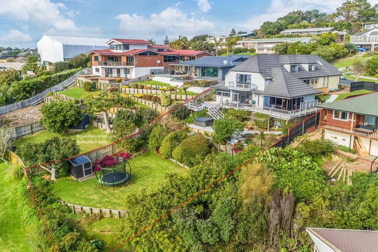 Photo of property in 4 Durness Place, Red Beach, 0932