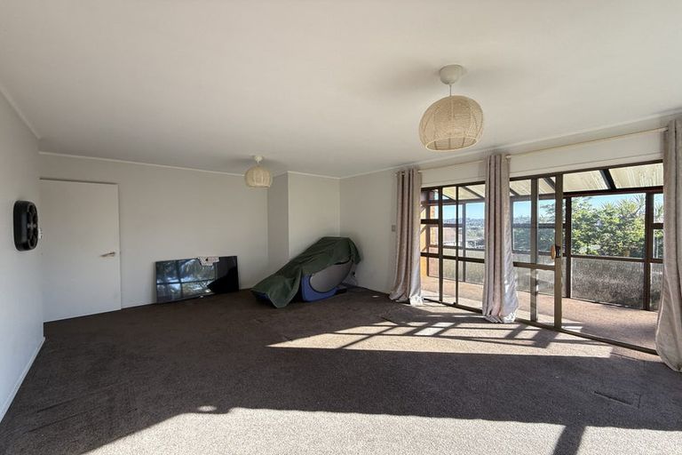 Photo of property in 7 Manutara Avenue, Forrest Hill, Auckland, 0620