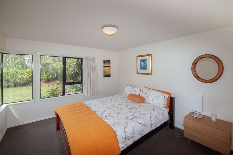 Photo of property in 2 Furlong Crescent, Churton Park, Wellington, 6037