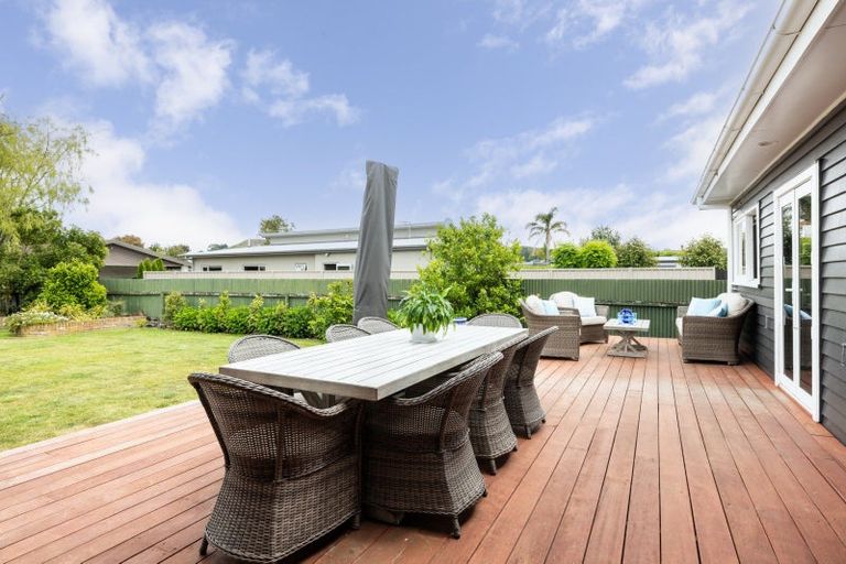 Photo of property in 52 Auckland Road, Greenmeadows, Napier, 4112