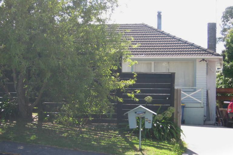 Photo of property in 66 Marlborough Avenue, Glenfield, Auckland, 0629