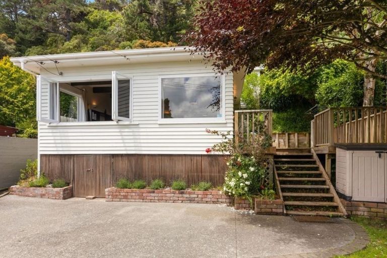 Photo of property in 12 Tawa Street, Eastbourne, Lower Hutt, 5013