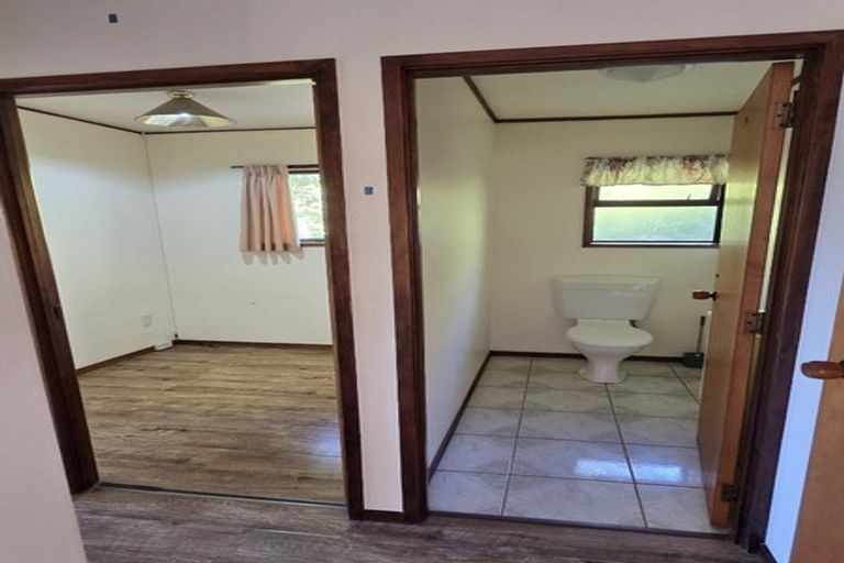 Photo of property in 13 Charles Dickens Drive, Mellons Bay, Auckland, 2014