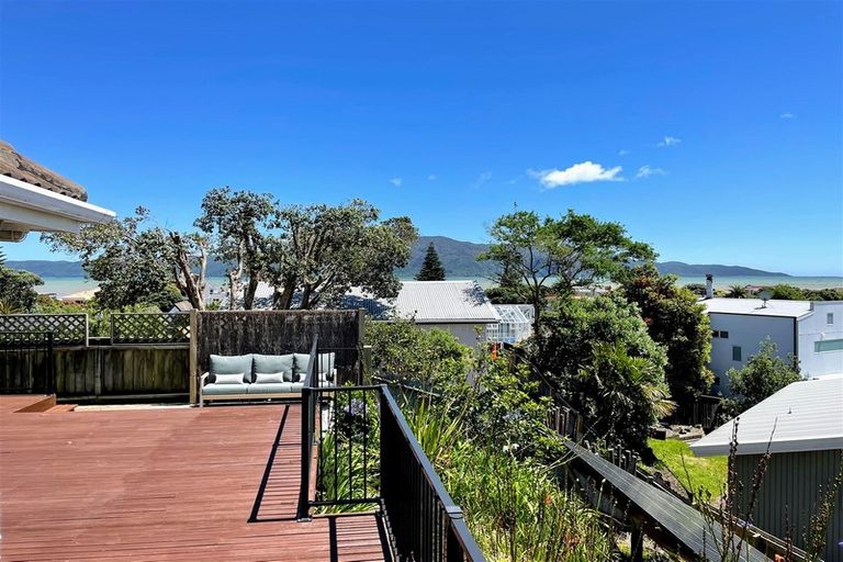 Photo of property in 15 Arthur Street, Paraparaumu Beach, Paraparaumu, 5032