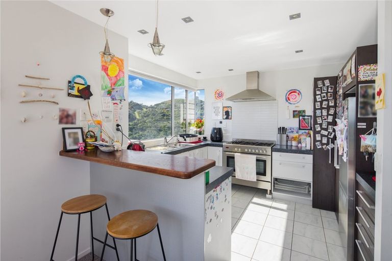 Photo of property in 32 View Road, Houghton Bay, Wellington, 6023