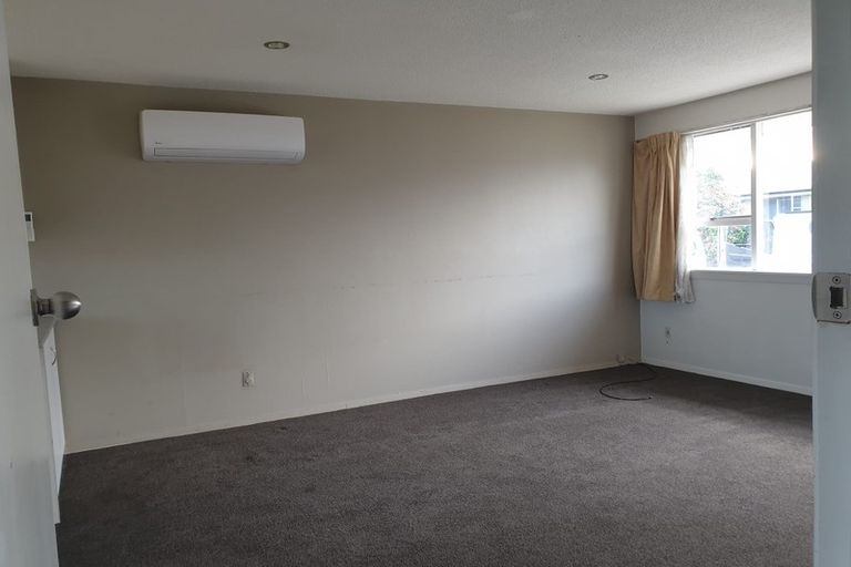 Photo of property in 3/4 Division Street, Riccarton, Christchurch, 8041