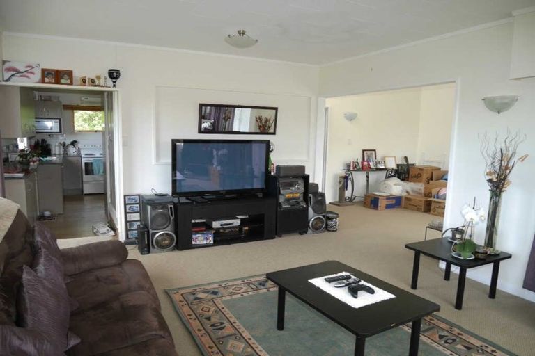 Photo of property in 16 Island View Terrace, Waikanae Beach, Waikanae, 5036
