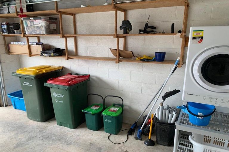 Photo of property in 19a Karamu Street, Strandon, New Plymouth, 4312