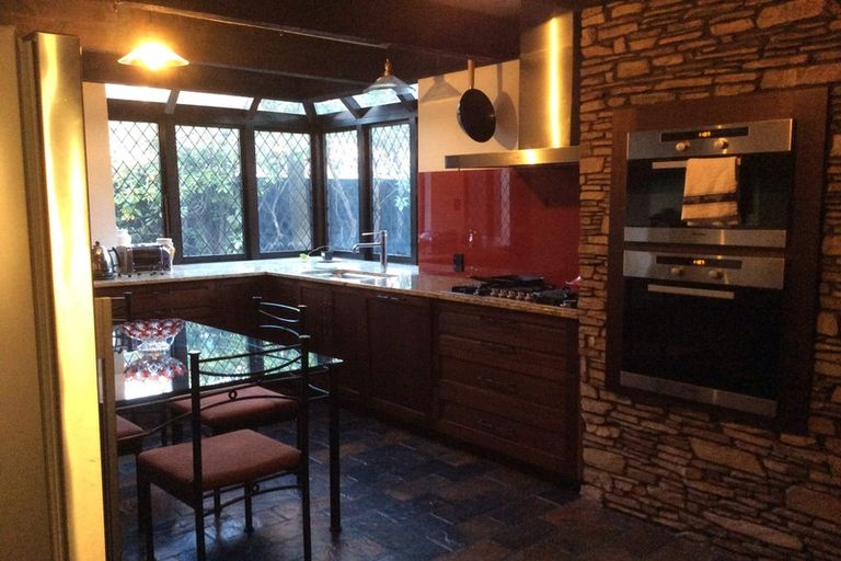 Photo of property in 2 Mcdougall Avenue, St Albans, Christchurch, 8014