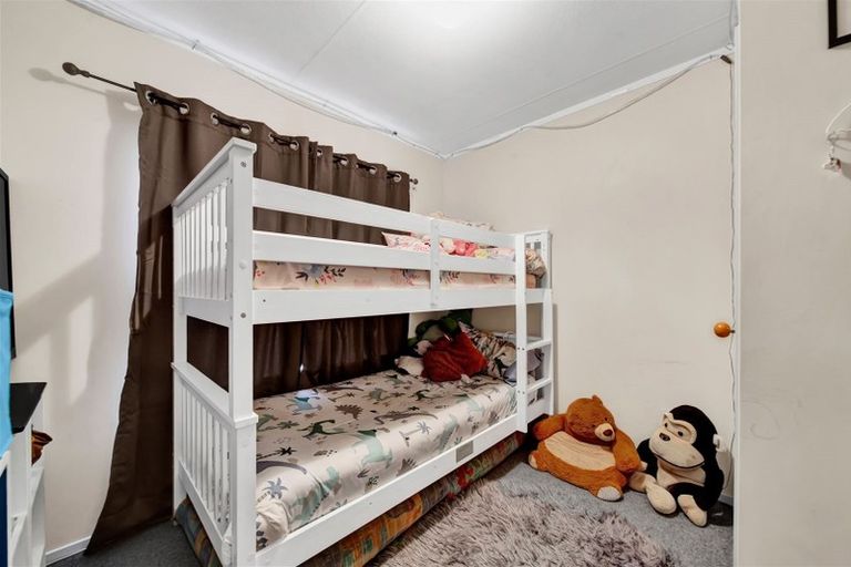 Photo of property in 4 Desmond Place, Bell Block, New Plymouth, 4312