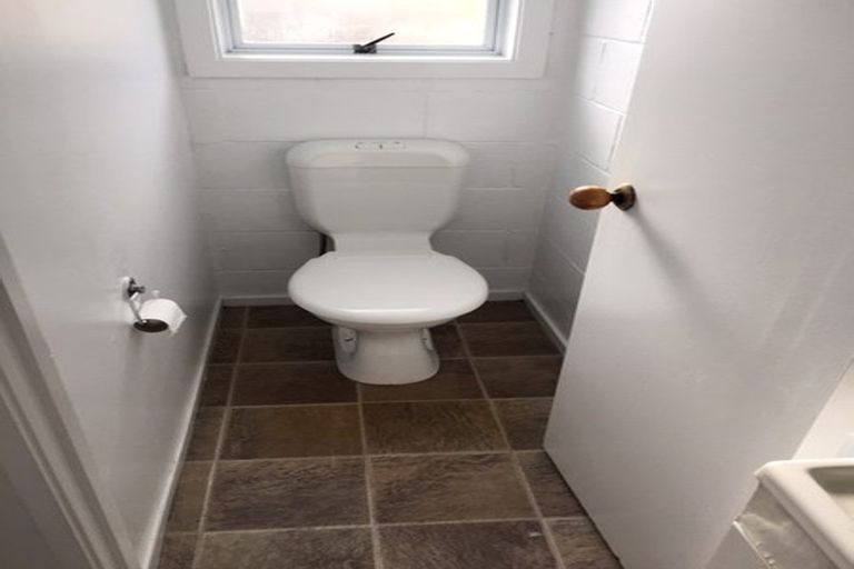 Photo of property in Whitehall Flats, 1/35 Malfroy Road, Victoria, Rotorua, 3010