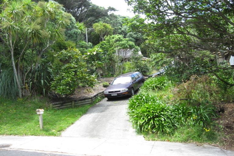 Photo of property in 23 Berridge Road, Muriwai, Waimauku, 0881