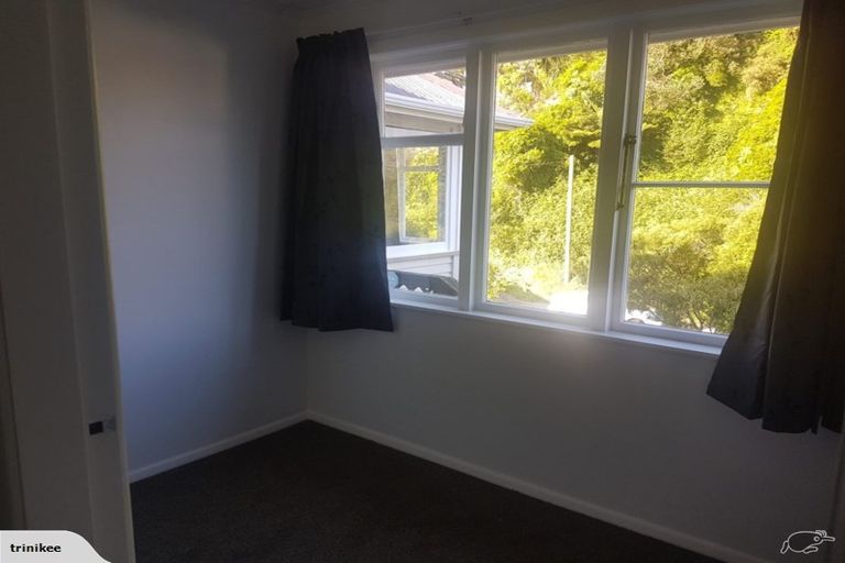 Photo of property in 2 Wilfred Street, Tawa, Wellington, 5028