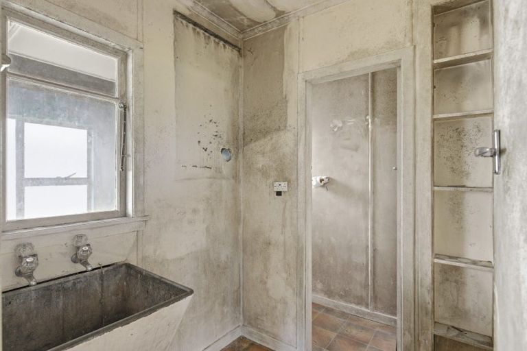 Photo of property in 160 South Road, Spotswood, New Plymouth, 4310