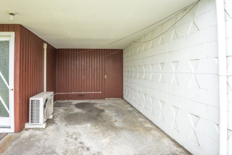 Photo of property in 36 Toru Road, Paraparaumu Beach, Paraparaumu, 5032