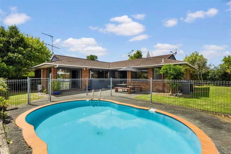 Photo of property in 13 Seneca Court, Golflands, Auckland, 2013