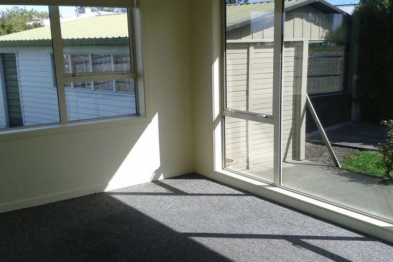 Photo of property in 56 Sturrocks Road, Redwood, Christchurch, 8051