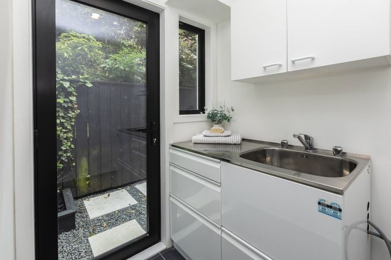 Photo of property in 3/97 Clyde Road, Ilam, Christchurch, 8041